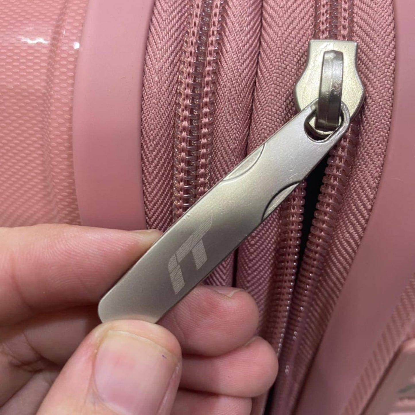 IT Luggage – Collection I
