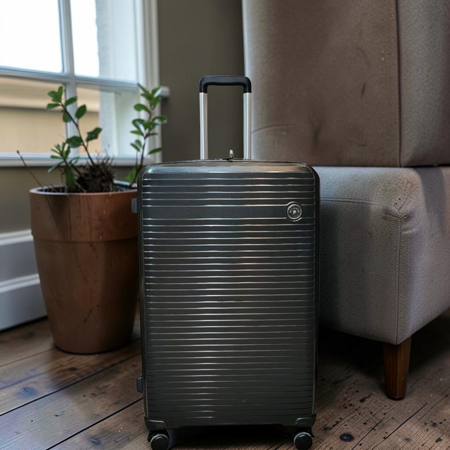 IT Luggage – Collection  *