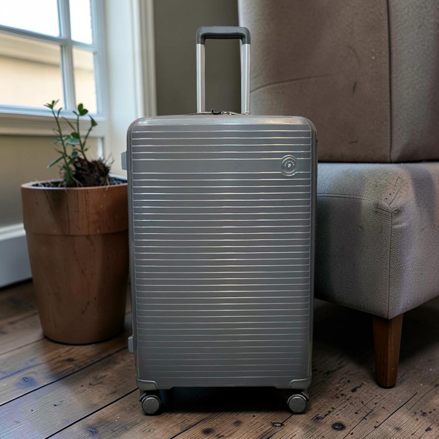 IT Luggage – Collection  *