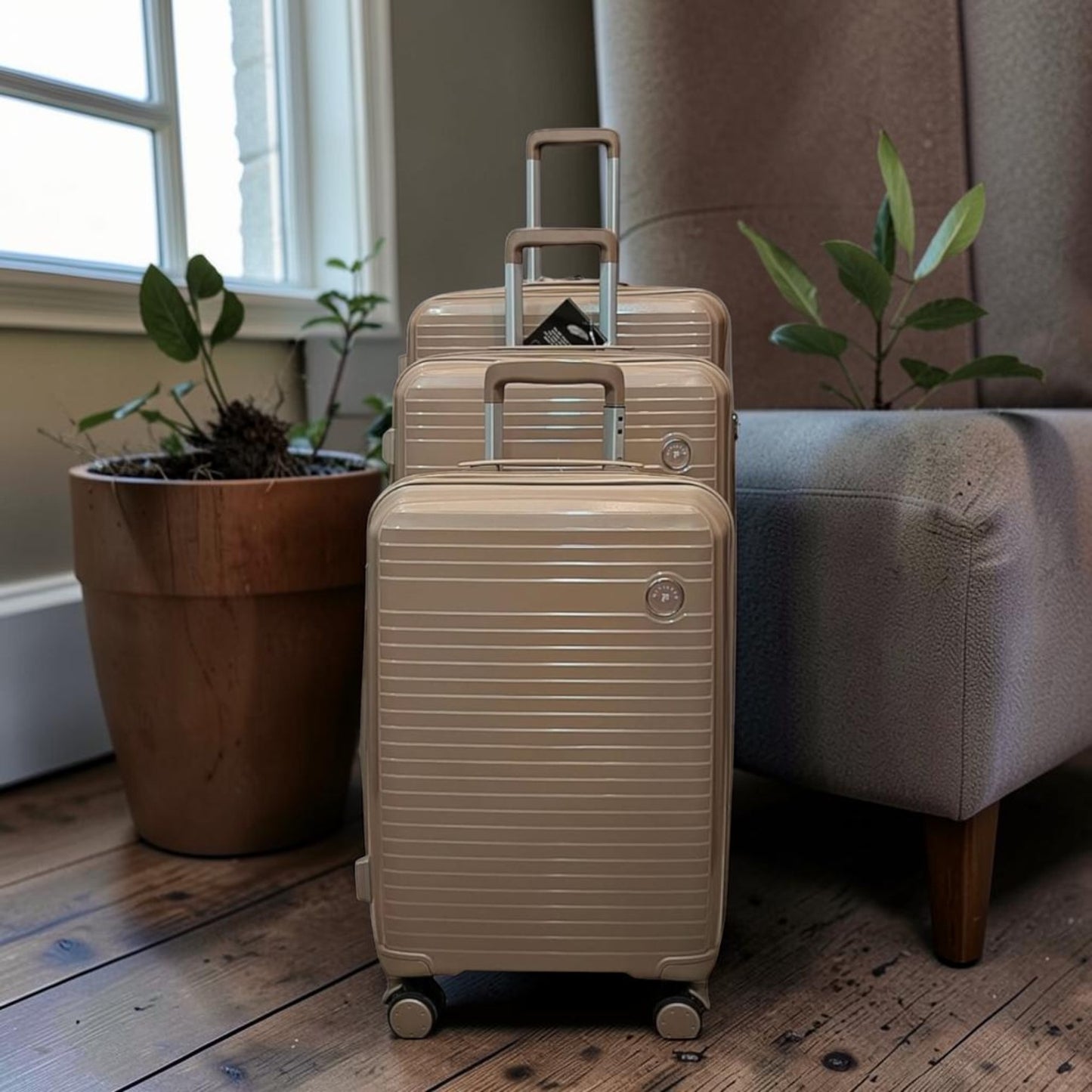 IT Luggage – Collection  *