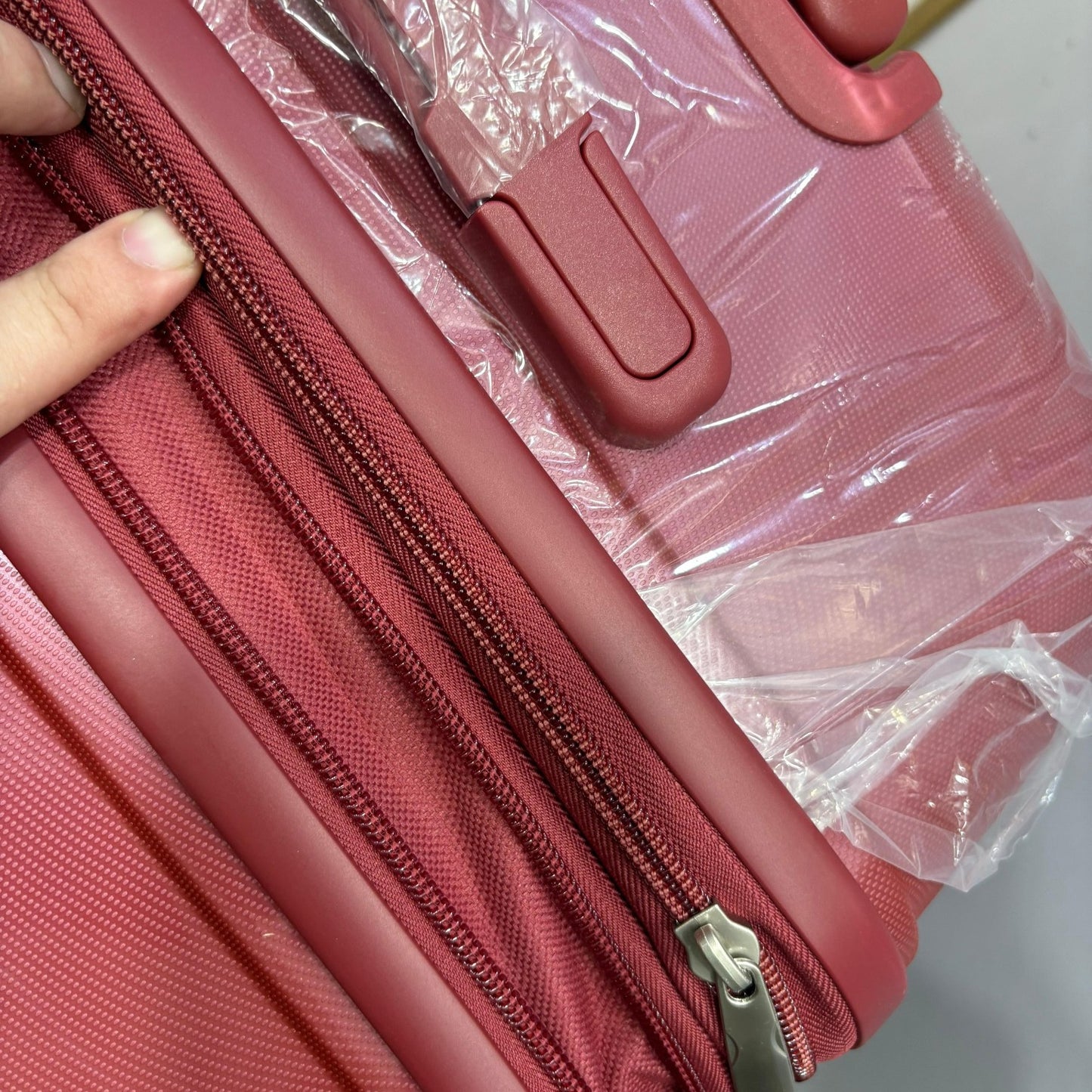 American Tourister pp luggage