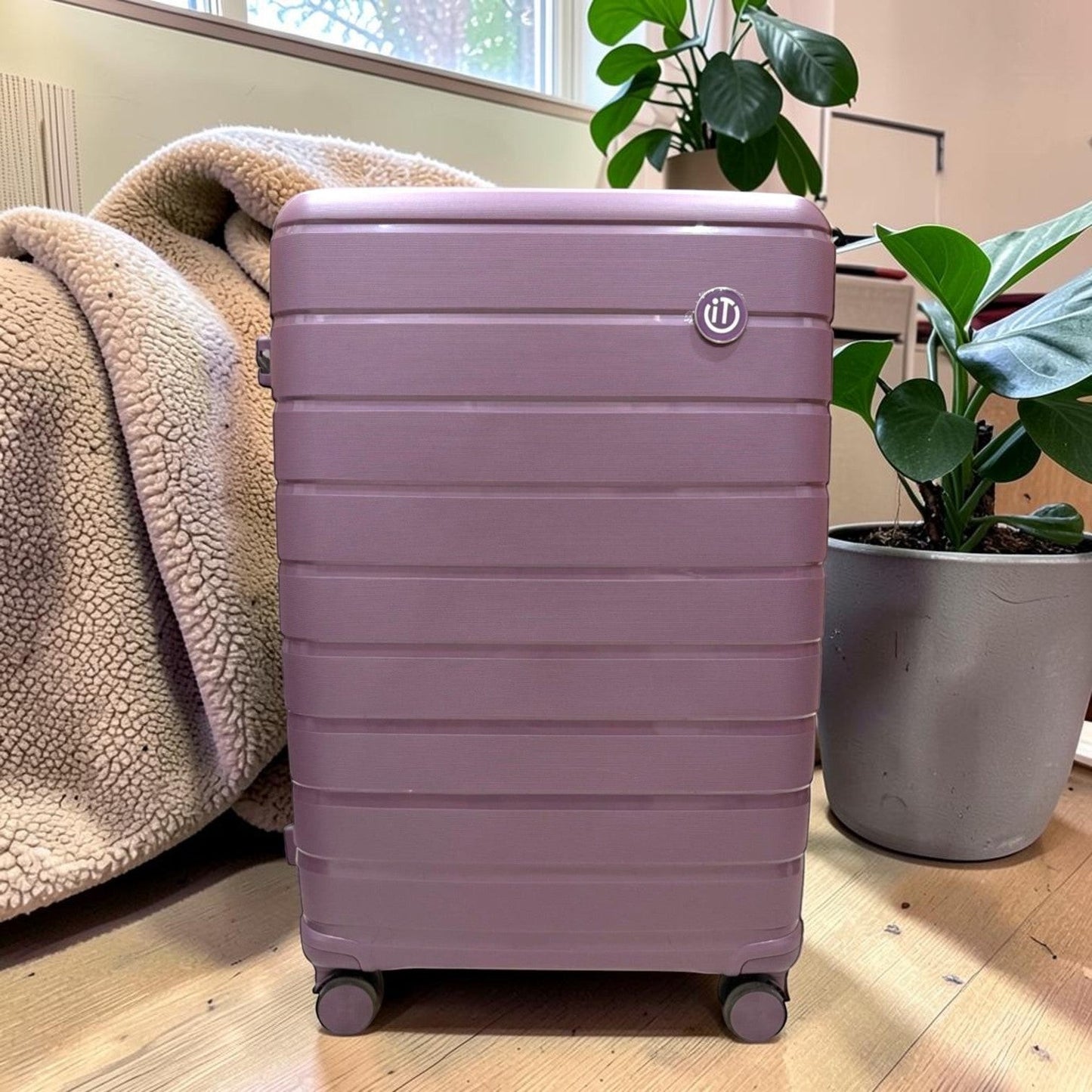 IT Luggage – Collection I