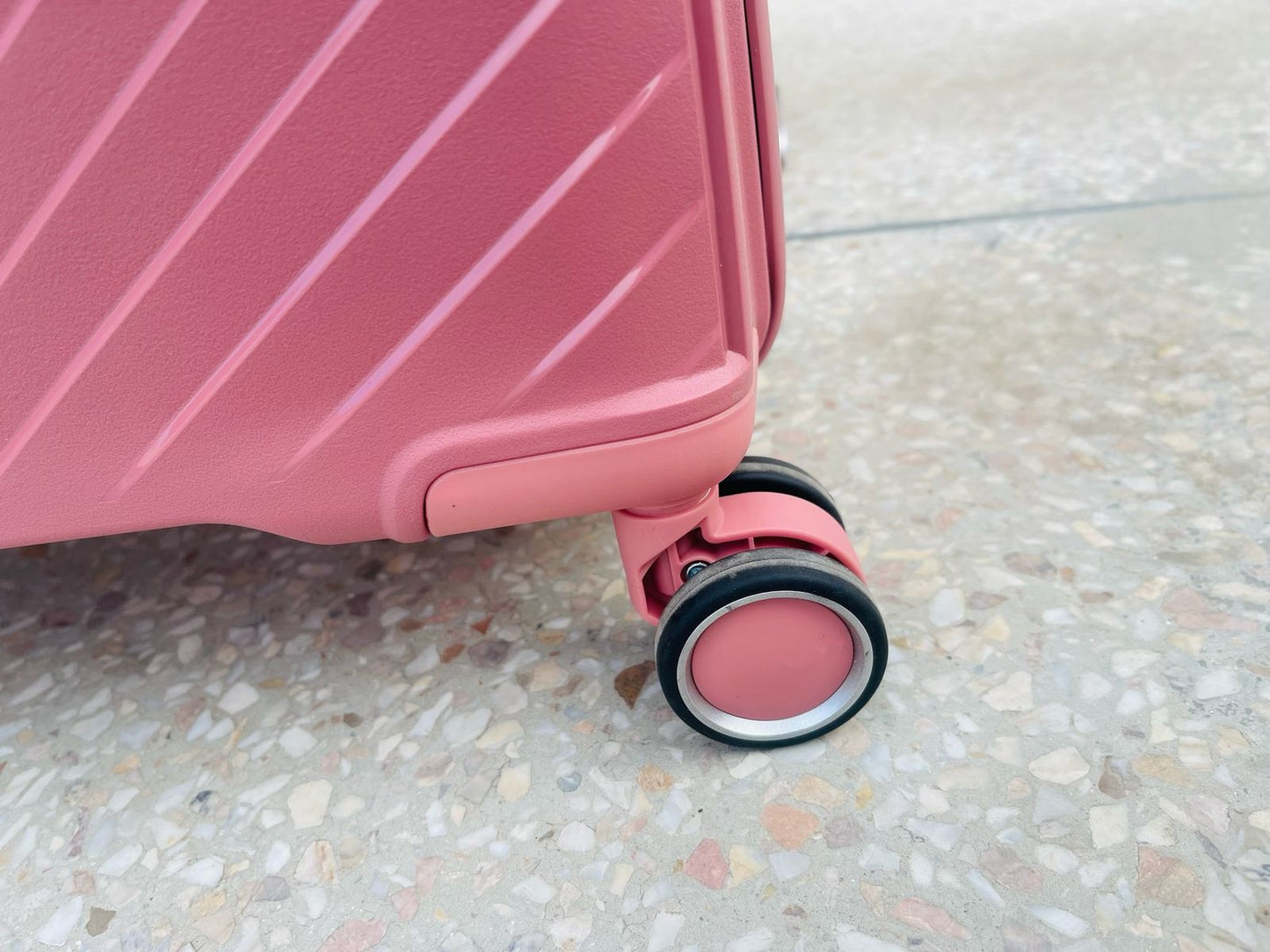 Samsonite pp luggage